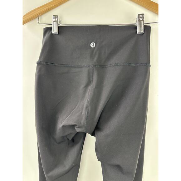 Lululemon Wunder Under Hi-Rise 1/2 Tight Full-On Luxtreme 17" Black Crop Size 6 - Picture 8 of 13